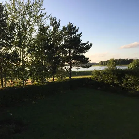 Nad Jeziorem Otalzyno Lodge Pomieczyno