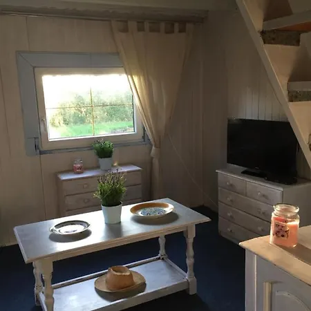 Domek letniskowy Nad Jeziorem Otalzyno Pomieczyno