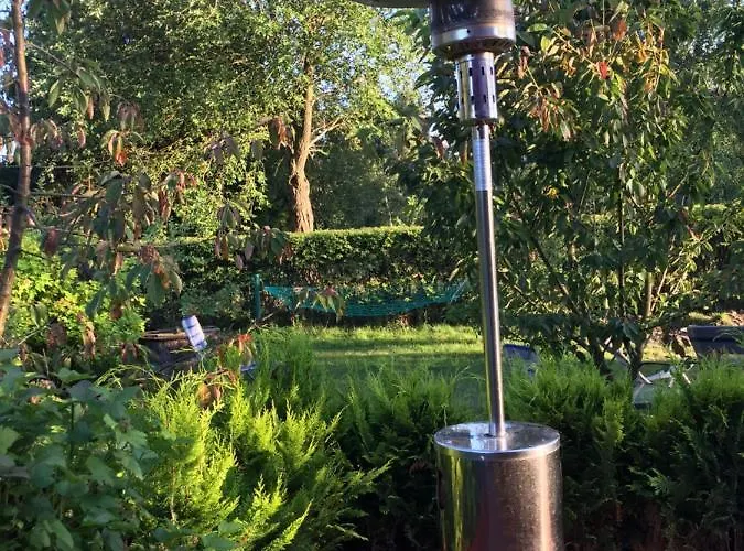 Nad Jeziorem Otalzyno Деревянный коттедж Pomieczyno